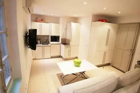 54 Rue Georges Clemenceau